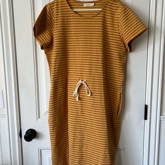 Roolee casual tie waist dress. Size L. Pockets. Quality fabric and color palette - Picture 3 of 6